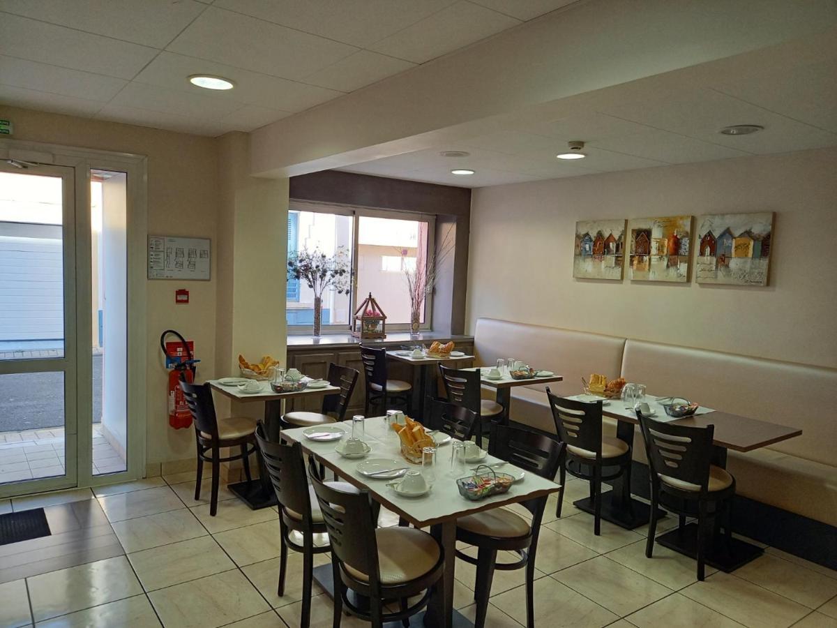 Hotel Sables D'O Et Son Restaurant Le 16 Bis Ле-Сабль-д’Олон Экстерьер фото